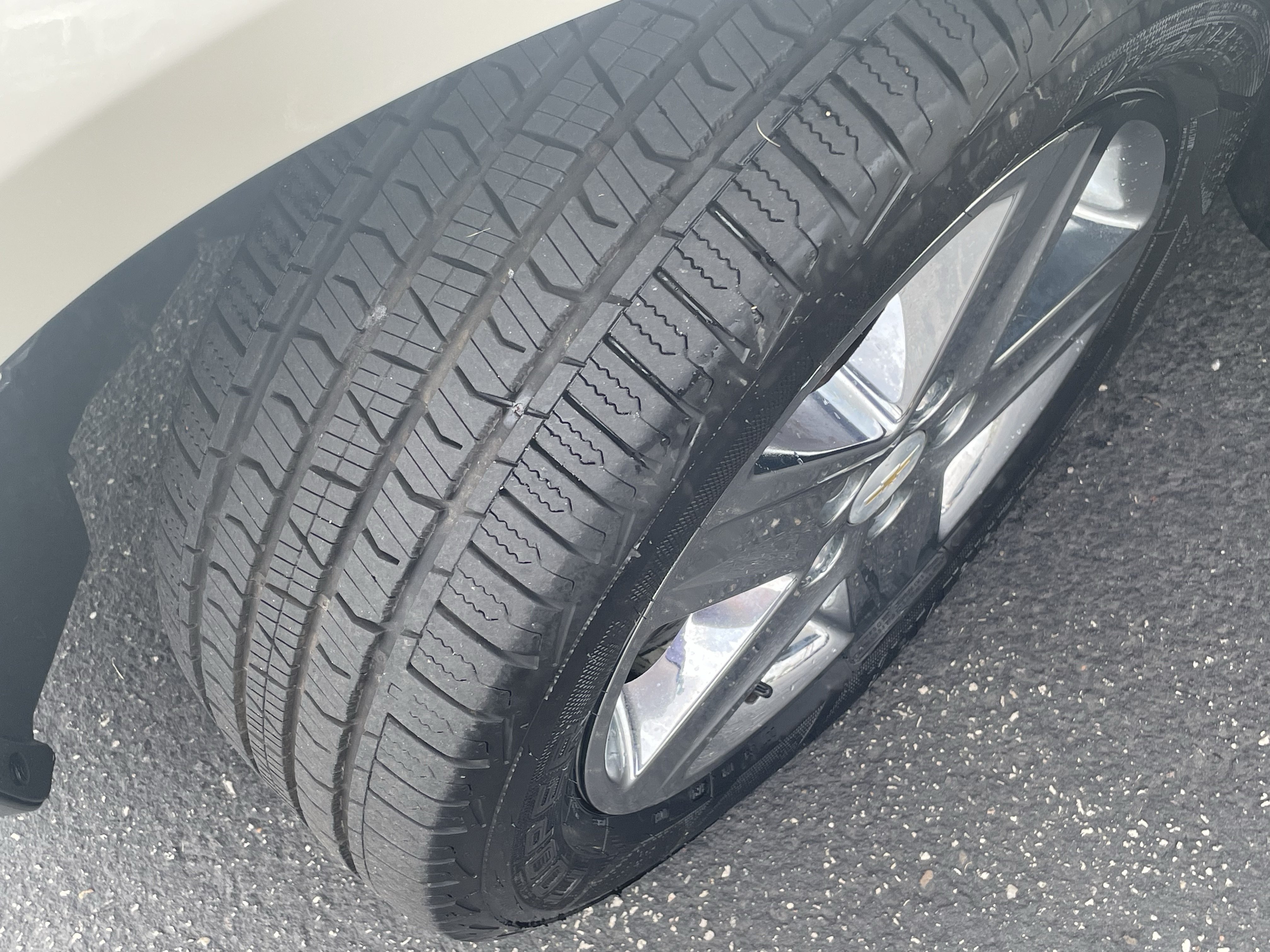 Used 2014 Chevrolet Equinox LTZ AWD/4WD image 10