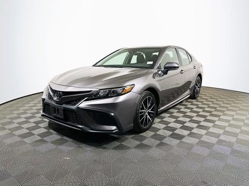 Certified 2024 Toyota Camry SE image 4