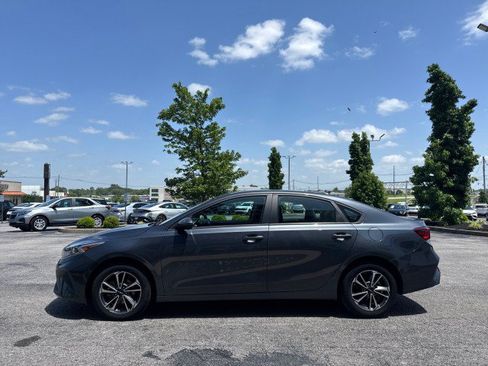 Used 2024 Kia Forte LXS FWD image 14