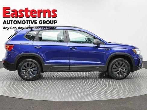 Used 2024 Volkswagen Taos S FWD image 4