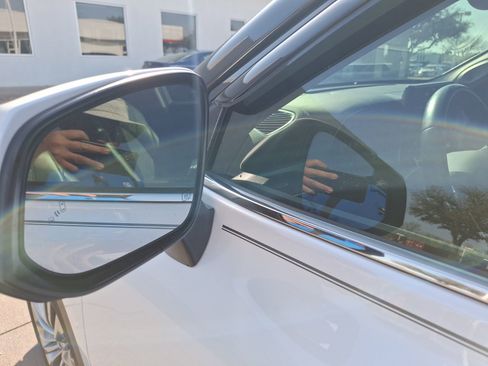 Used 2020 Toyota Highlander Platinum image 14