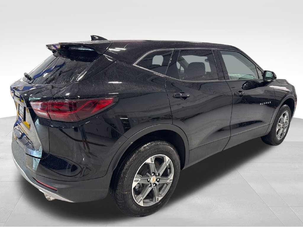 New 2026 Chevrolet Blazer LT FWD image 48