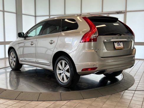 Used 2016 Volvo XC60 T6 w/ Proximity Package AWD/4WD image 5