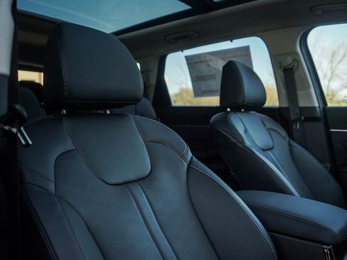 New 2026 Kia Sorento SX image 12