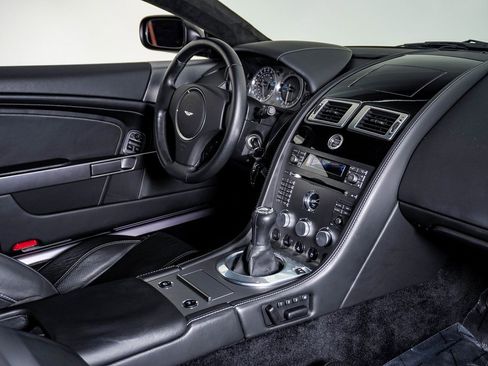 Used 2007 Aston Martin DB9 Coupe image 16