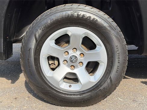 Used 2021 RAM 1500 Big Horn AWD/4WD image 26