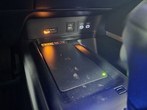 New 2026 Toyota Camry Hybrid image 30