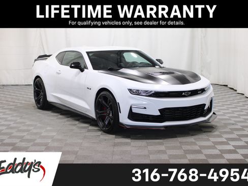 Used 2020 Chevrolet Camaro SS RWD image 1