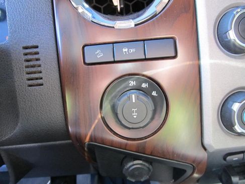 Used 2015 Ford F350 Lariat image 60