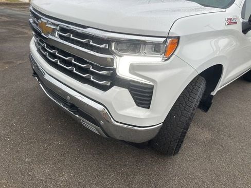 New 2026 Chevrolet Silverado 1500 LTZ w/ Z71 Off-Road Package AWD/4WD image 9