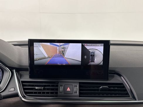 Used 2022 Audi Q5 2.0T Premium Plus w/ Premium Plus Package AWD/4WD image 12