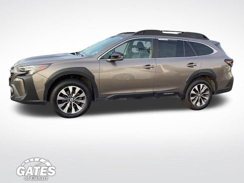 Used 2024 Subaru Outback Limited AWD/4WD image 7