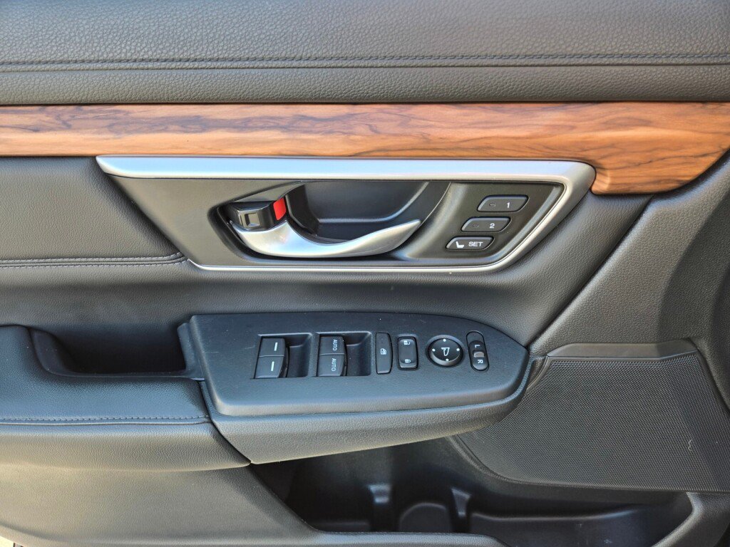Certified 2020 Honda CR-V Touring image 15
