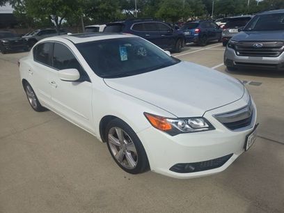 Used 2014 Acura ILX w/ Technology Package