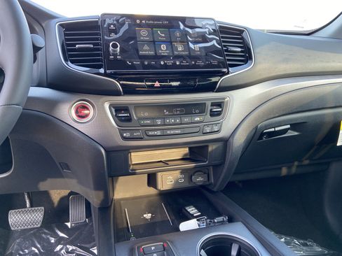 New 2026 Honda Ridgeline Sport image 38