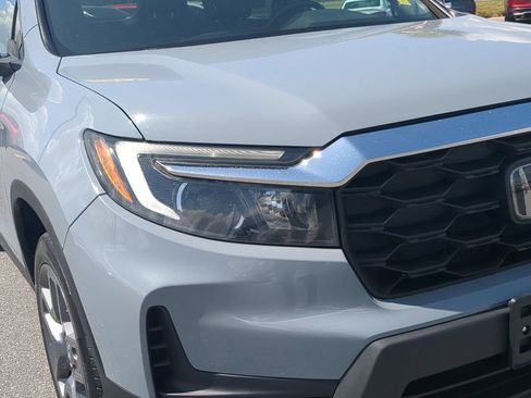 Used 2023 Honda Passport EX-L image 10