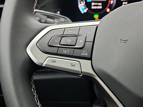 New 2026 Volkswagen Tiguan SE AWD/4WD image 15