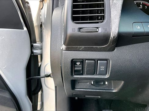 Used 2010 Nissan Altima 2.5 S FWD image 34