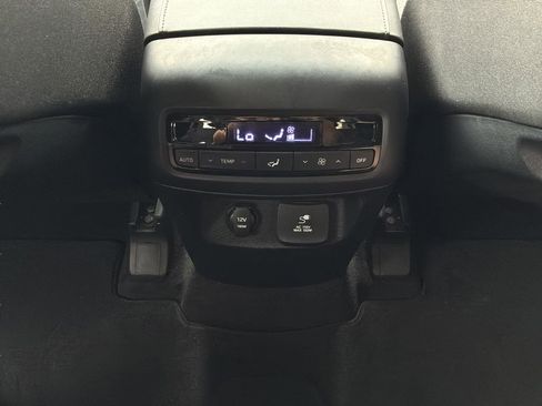 Used 2022 Hyundai Palisade SEL w/ Convenience Package image 17