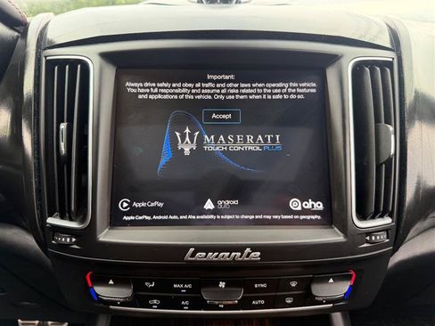 Used 2018 Maserati Levante S GranSport AWD/4WD image 26
