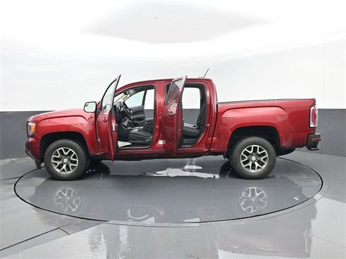 Used 2018 GMC Canyon All Terrain image 31