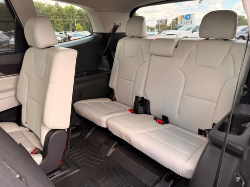 Used 2022 Kia Telluride EX FWD image 21
