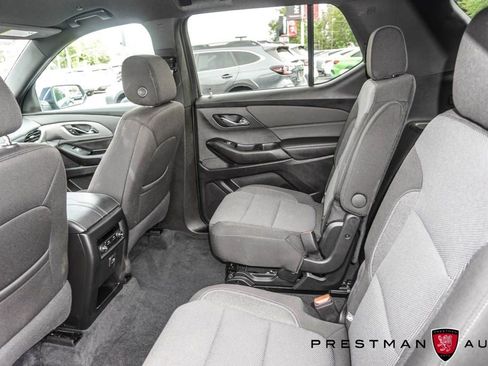 Used 2023 Chevrolet Traverse LT FWD image 42