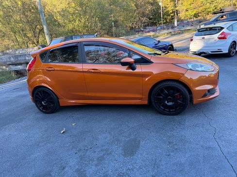 Used 2018 Ford Fiesta ST image 18