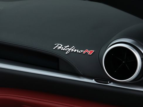 Certified 2023 Ferrari Portofino M image 22