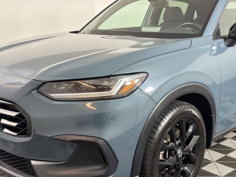 Used 2023 Honda HR-V Sport image 8