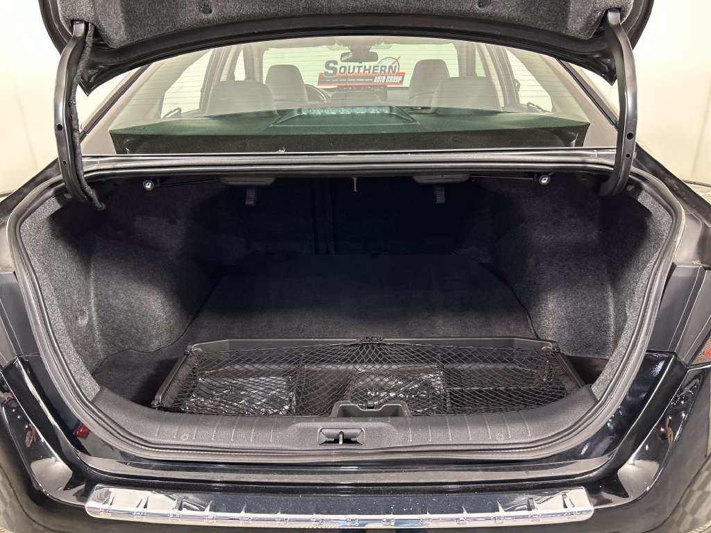 Used 2023 Nissan Altima 2.0 SR FWD image 21