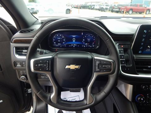 Used 2024 Chevrolet Suburban Premier w/ Max Trailering Package image 20