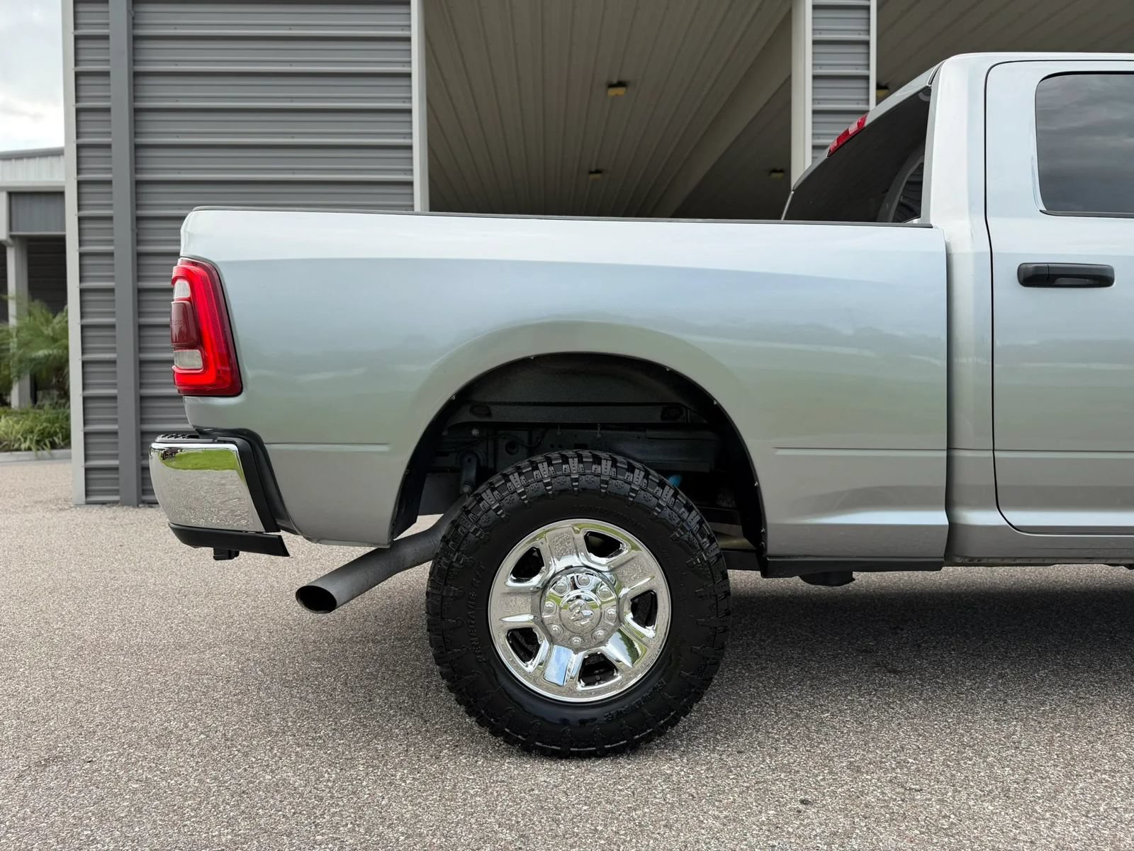 Used 2024 RAM 2500 Big Horn AWD/4WD image 12