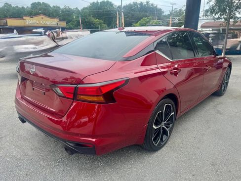 Used 2025 Nissan Altima 2.5 SR FWD image 4