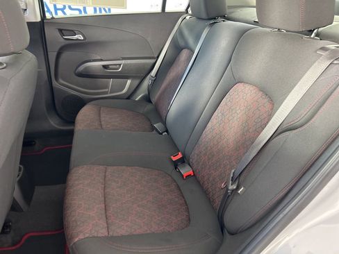 Used 2018 Chevrolet Sonic LT w/ Fun and Sun With RS Package FWD image 40
