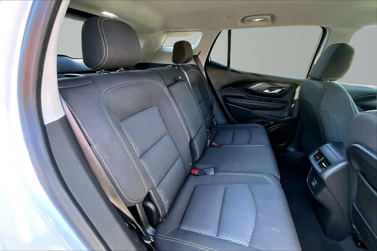 Used 2022 GMC Terrain SLE AWD/4WD image 15