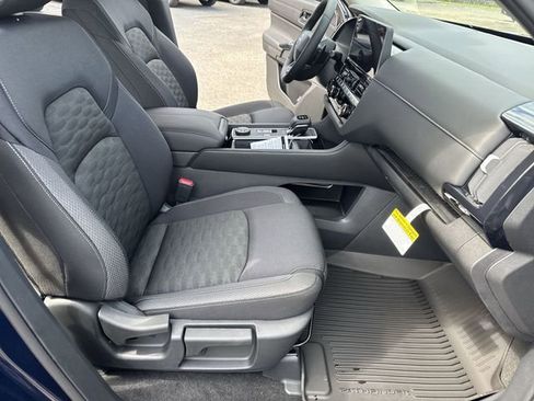 New 2026 Nissan Pathfinder SV image 10