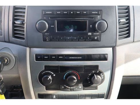 Used 2006 Jeep Grand Cherokee Laredo image 12