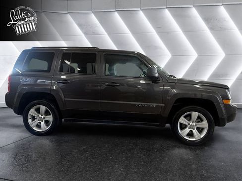 Certified 2016 Jeep Patriot Latitude image 6