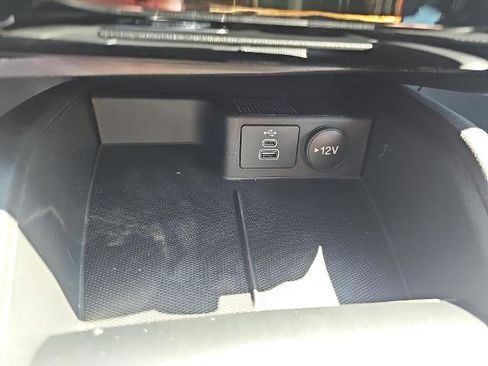 New 2025 Ford Escape SE w/ Class II Trailer Tow Package image 16