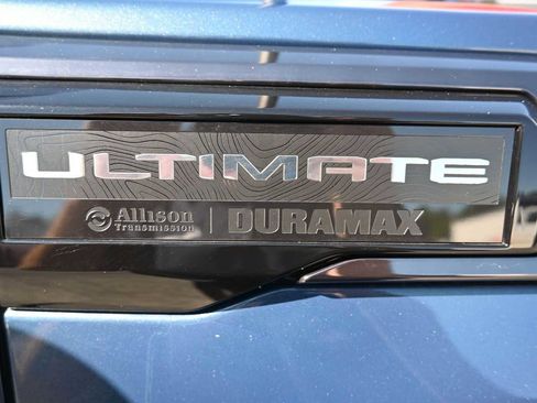 Used 2025 GMC Sierra 3500 Denali Ultimate AWD/4WD image 37