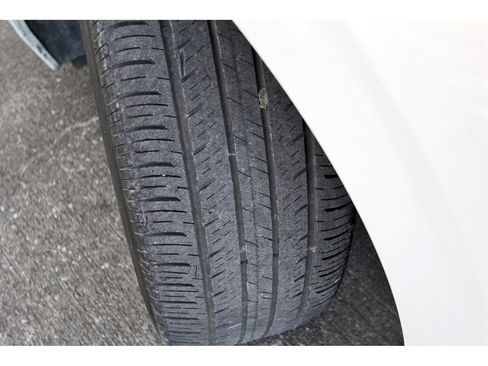 Used 2024 Nissan Sentra SV image 28