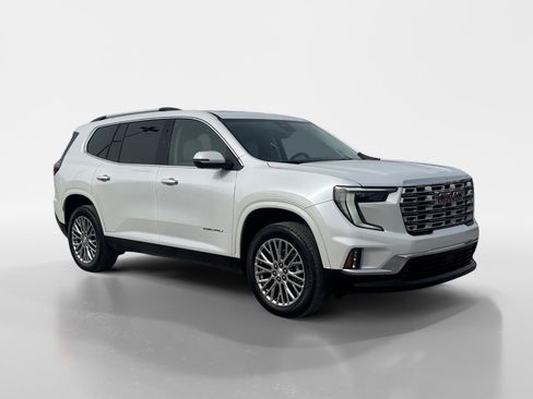 Used 2024 GMC Acadia Denali w/ LPO, Floor Liner Package image 8