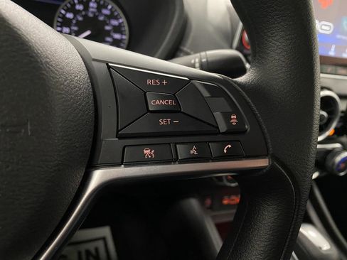 Used 2025 Nissan Sentra SV image 16