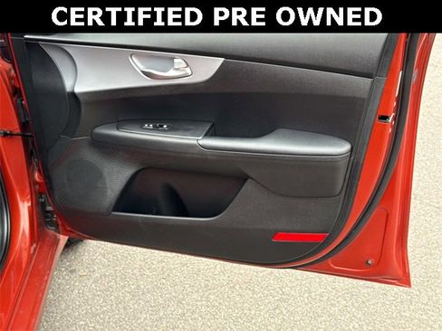 Used 2023 Kia Forte LXS image 8