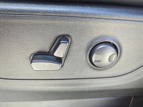 Used 2025 RAM 1500 Big Horn RWD image 20