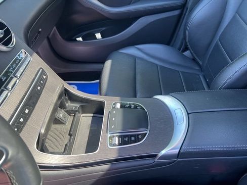 Used 2023 Mercedes-Benz GLC 300 4MATIC Coupe image 16