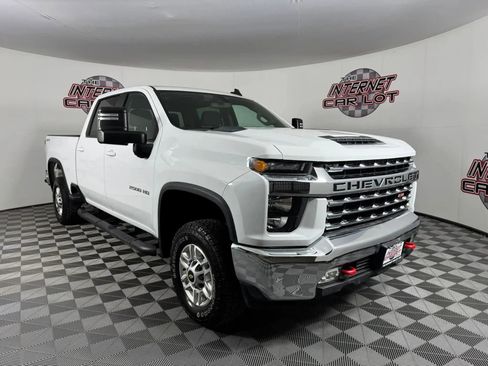 Used 2020 Chevrolet Silverado 2500 LT AWD/4WD image 9