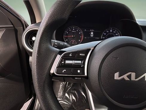 Used 2024 Kia Forte LXS image 22