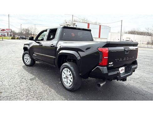 New 2026 Toyota Tacoma SR5 AWD/4WD image 5